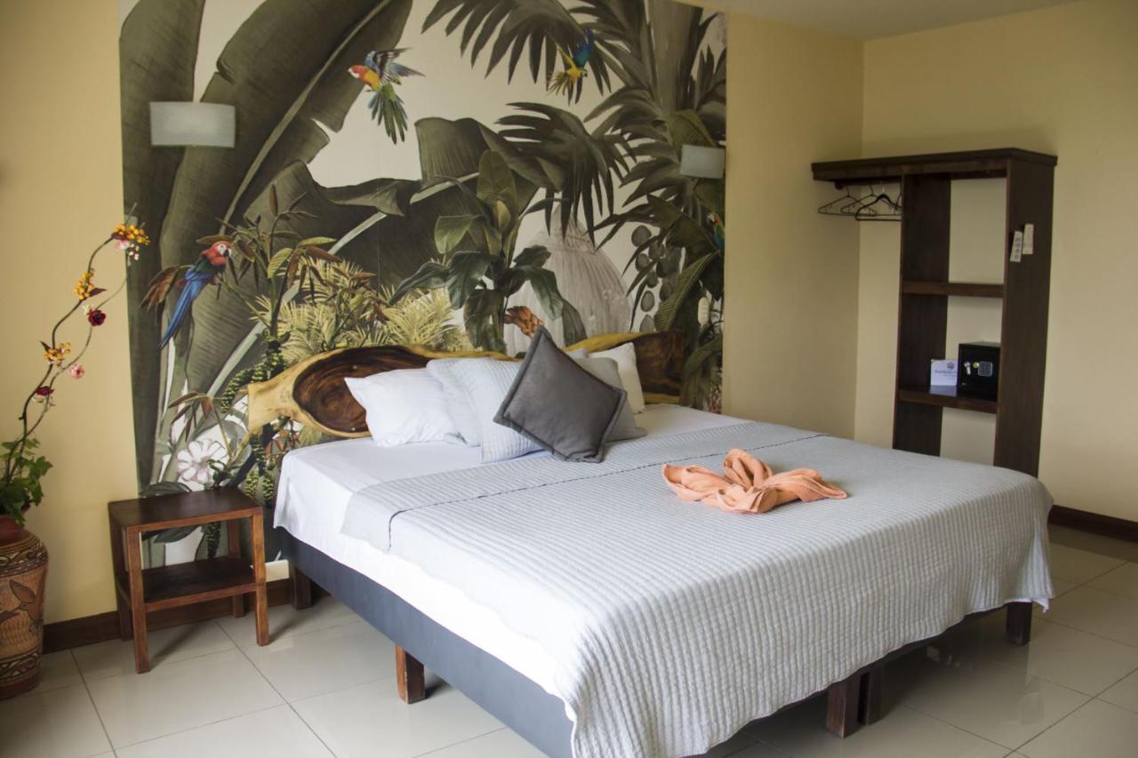 Sunshine Sanctuary Boutique Jungle Lodge Montezuma Exterior foto